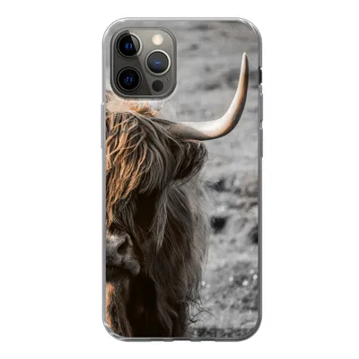 Produktbild von MuchoWow® Handyhülle Schutzhülle Hülle für iPhone 13 Pro Schottische Highlander - Kühe - Natur Silikon Softcase Handy Hülle - Handy-Tasche