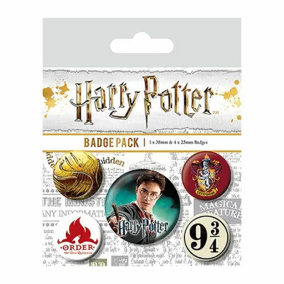 A packaged set of Harry Potter themed badges.
