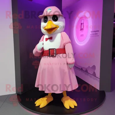 Produktbild von Rosa REDBROKOLY Pinguin Maskottchen kostüm gekleidet in einen A-Linien-Rock und Gürtel