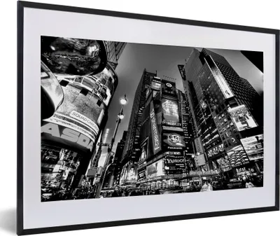 Produktbild von MuchoWow® MuchoWow® Gerahmtes Poster New York - USA - Schwarz - Weiß 60x40 cm - Poster mit zchwarzem Bilderrahmen - Schlafzimmer - Plakat in Rahmen - Drucken