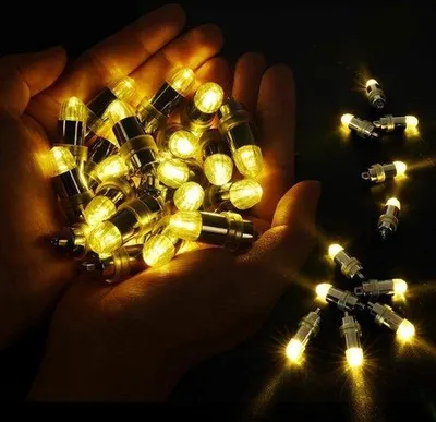 Immagine prodotto di 25 mini lampadine a LED bianco caldo, impermeabili, alimentate a batteria