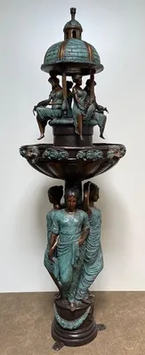 Produktbild von Casa Padrino Luxus Jugendstil Bronze Springbrunnen Bronzefarben / Türkis Ø 81 x H. 236 cm - Prunkvoller Gartenbrunnen - Gartendeko Brunnen - Barock & Jugendstil Garten Deko Accessoires