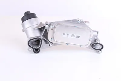 Produktbild von NISSENS 90930 Ölkühler Motoröl für OPEL Corsa D Schrägheck (S07) ZAFIRA B (A05) INSIGNIA Caravan Mokka / Mokka X (J13) Astra J Sports Tourer (P10)