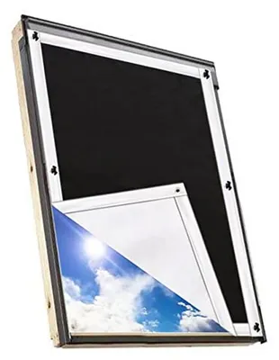 Productafbeelding van Verduisterend Rolgordijn - Dakraam Gordijn - Hitte Bescherming - Zonder Boren - 60 x 98 cm - Zilver Coating