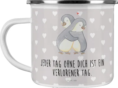 Produktbild von Mr. & Mrs. Panda Emaille Tasse Pinguine Kuscheln - Grau Pastell - Geschenk, Teetasse, Haferl, Hochzeitstag, für Freundin, Valentinstag, Partner, Frauen, Pott, Freund