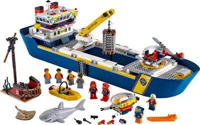 Image de LEGO 60266 City Bateau de recherche océanique Ensemble de jouets pour jouer dans l'eau avec navire, bateau, hélicoptère, sous-marin et figurine de requin pour les enfants de 4 ans et plus