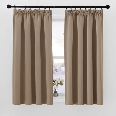Image de Rideaux occultants cappuccino, lot de 2, dimensions 137 cm de hauteur x 140 cm de largeur, en polyester