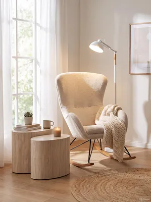Produktbild von SalesFever Leseecke-Set mit Schaukelstuhl, 2er-Couchtisch-Set und Leselampe – 4-teiliges Möbelset in Lammfell- und Travertinoptik