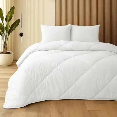 Produktbild von Famanu Sommerdecke leicht 200 x 220 cm - Baumwolle mit Mikrofaservlies, atmungsaktiv und waschbar