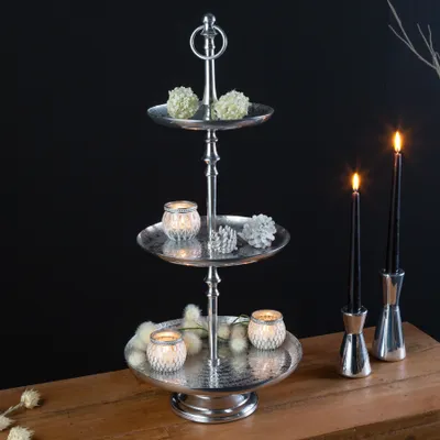Produktbild von Elegante Etagere ORIENT 65cm silber im Wild Hammerschlag Design mit drei Etagen