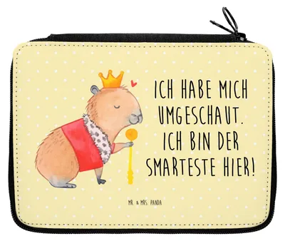 Produktbild von Mr. & Mrs. Panda Federmäppchen Capybara König - Gelb Pastell - Geschenk, Bleistiftetui, Etui, Federmappe, Mäppchen, Schlampermäppchen, Lustige Sprüche