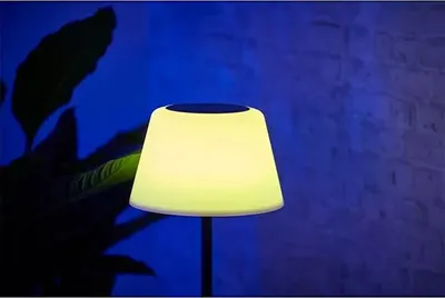 Obrázok produktu pre Solárna stojacia lampa, farebný kryt: čierna/biela, RGBW, 5,8 W, IP44, 27,5 x 27,5 x 105,5 cm