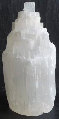 Produktbild von Lampe aus Selenit, ca. 10x25 cm