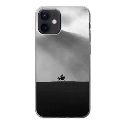 Produktbild von MuchoWow® Handyhülle Schutzhülle Hülle für iPhone 12 Pferd - Licht - Berg Silikon Softcase Handy Hülle - Schutzhülle