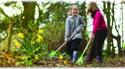 Image de Bigjigs Toys Pelle de jardin verte