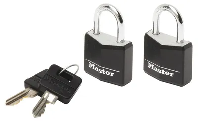 Produktbild von Master Lock 9120EURTBLK 2-er Set Vorhängeschloss mit Schlüssel aus Aluminium mit Vinylabdeckung, Schwarz, 2 x 3,4 x 1,4 cm