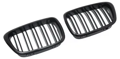 Immagine prodotto di Griglia radiatore a doppia barra nera lucida per BMW Serie 5 E39 dal 1995 al 2004