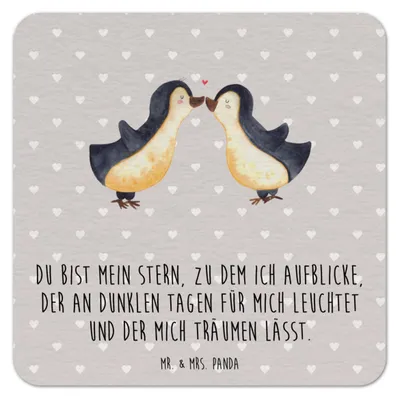 Produktbild von Mr. & Mrs. Panda Tischuntersetzer Pinguin Liebe 50er Set - Grau Pastell - Geschenk, Getränkeuntersetzer, Bierdeckel, Freundin, Tassenuntersetzer, Hochzeitstag, Vertraut