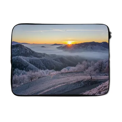 Produktbild von MuchoWow® Laptop Hülle 13 Zoll Winter - Berge - Sonne - Abend Laptoptasche - Laptophülle - Sleeve - Rundumschutz