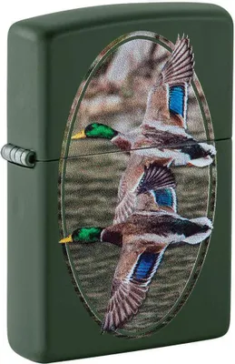 Produktbild von Zippo Benzinfeuerzeug mit Design von fliegenden Enten, Green Matte Finish