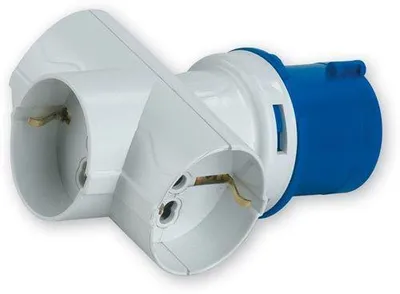 Zdjęcie produktu dla Przemysłowy adapter Schuko z wtyczką CEE i 3 gniazdami, nr kat. 1879