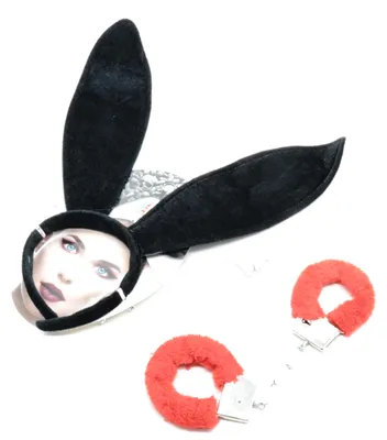 Zdjęcie produktu dla Opaski na ręce plastikowe, 40 cm, czerwone, z uszami zająca, idealne na Halloween i do przebranie