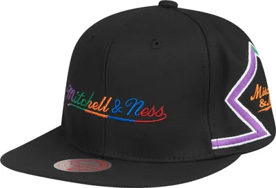 Produktbild von Mitchell & Ness Snapback Cap - DIAMOND SCRIPT schwarz multi