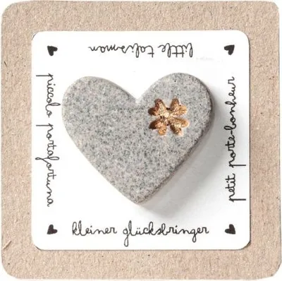 Produktbild von Terrazzo Herzmagnet "Kleiner Glücksbringer"