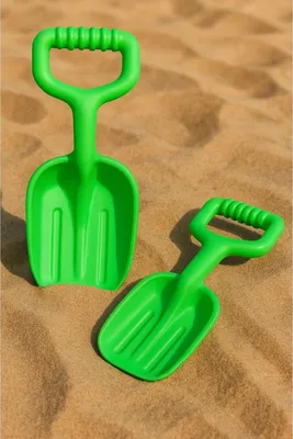 Produktbild von Eddy Toys Sandschaufel Jumbo 37,5 cm Grün – Strandspielzeug für Kinder ab 18 Monaten, stabile Sandschaufel mit
