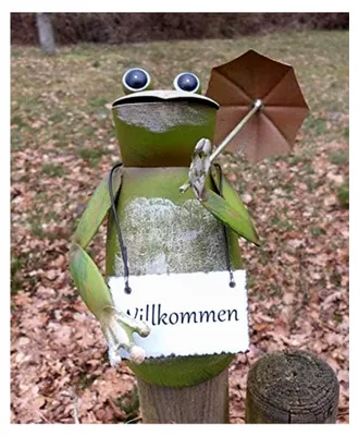 Produktbild von Zaunfigur Frosch mit Schirm und Schild Willkommen Gartendeko aus Eisen