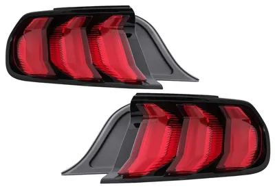 Imagen del producto de Luces traseras LED para Ford Mustang VI S550, modelos de 2015 a 2019, con luces direccionales dinámicas rojas.