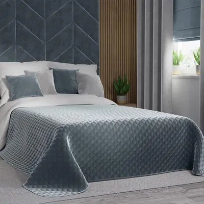 Obrázek produktu pro MARKIZETA VELVI Dekorační přehoz na postel, rozměr 220x240 cm, barva 063 modrá VELVI0/NAP/063/220240/1