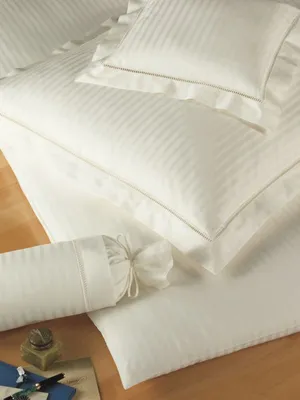 Produktbild von Elegante Mako-Satin Bettwäsche 2280 White House 200x220cm+40x80, Farbe natur