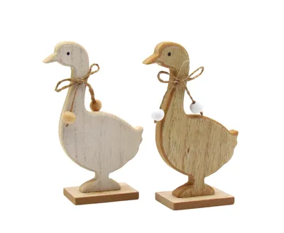 Produktbild von Holz Osterdeko Figuren 2er Set – Frühlingsdeko aus Holz – Gänsepaar Natur – Tischdeko Ostern – ca. 12cm hoch