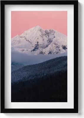 Produktbild von Wald und schneebedeckter Gipfel– Wandbild mit Rahmen – Gerahmtes Bild  – Wanddekoration – 40x60 cm –  Schwarz