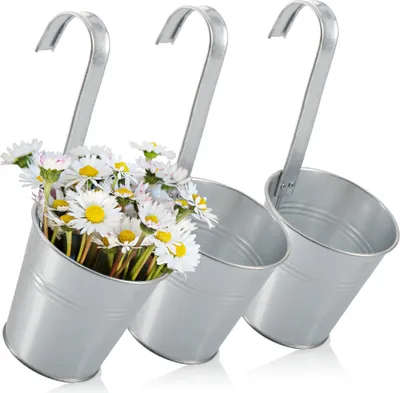 Produktbild von com-four® 3x Blumentopf zum Hängen für Balkon - Hängetopf für Pflanzen und Kräuter - Pflanzenübertopf mit Haken für Garten
