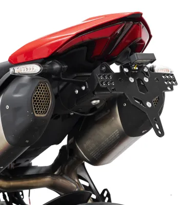 Immagine prodotto di Portatarga ZIEGER Pro compatibile con Ducati Hypermotard V2 Svizzera