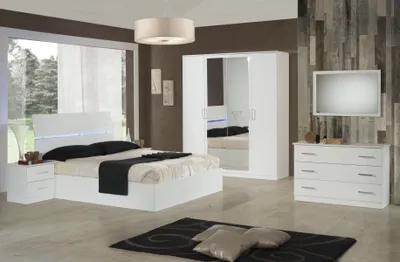 Produktbild von Design Schlafzimmer 6 tlg. Komplettes Set Bett Nachttisch Kommode Spiegel Holz