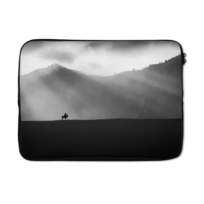 Produktbild von MuchoWow® Laptop Hülle 13 Zoll Pferd - Licht - Berg Laptoptasche - Laptophülle - Sleeve - Rundumschutz
