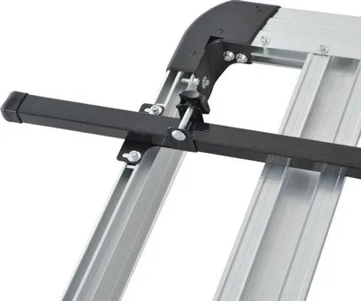 Obrázek produktu pro Univerzální hliníkové střešní nosiče ve stříbrné barvě, nosnost 75 kg, rozměry 110 x 90 x 8 cm