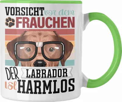 Produktbild von Trendation - Labrador Besitzerin Frauchen Tasse Geschenk Lustiger Spruch Geschenkidee Vorsicht Vor Dem Frauchen (Grün)