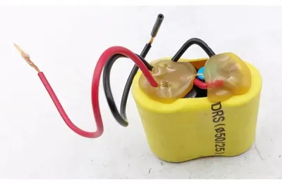 Obrázok produktu pre Kondensator XDED7423.18405