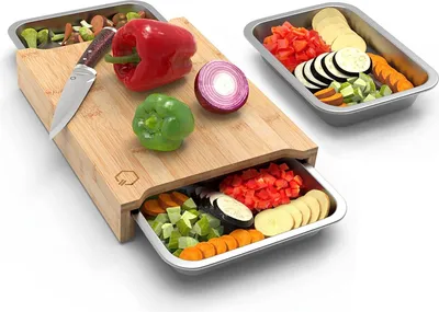 Produktbild von Liebspecht Schneidebrett-Set mit Auffangschalen - 40x30x7,2 groß - Akazienholz mit 3 Edelstahl-Backblechen, spülmaschinenfest - multifunktionales Küchen-Holzbrett