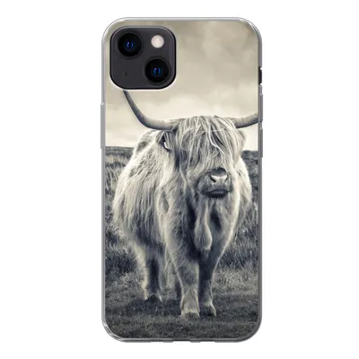 Produktbild von MuchoWow® Handyhülle Schutzhülle Hülle für iPhone 13 Schottischer Hochländer - Tiere - Wolken - Kuh - Natur Silikon Softcase Handy Hülle - Karteninhaber