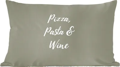 Produktbild von MuchoWow® Zierkissen Sofakissen Wohnzimmer Dekokissen 60x40 cm Sprichwörter - Pizza, Pasta & Wein - Zitate - Essen - Trinken - Kopfkissen - Polster mit Foto