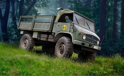 Produktbild von Revell 3348 Unimog 404 S Revell Modellbausatz