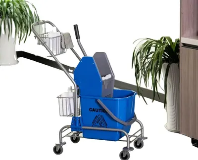 Image de Seau à franges, 26 litres, avec égouttoir et roulettes