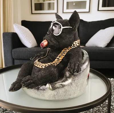 Produktbild von Kremers Schatzkiste Bulldogge Deko Figur mit Sonnenbrille & Zigarre 20x18x20 cm