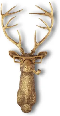 Produktbild von Geometrische Wanddekoration mit kunstfertigem Hirschkopf, Hirschgeweih, Brille und Horn für eine einzigartige Innenarchitektur.