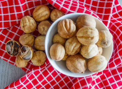 Produktbild von Mr. Ghorbani - getrocknete Limetten ganzes Stück 1000gr